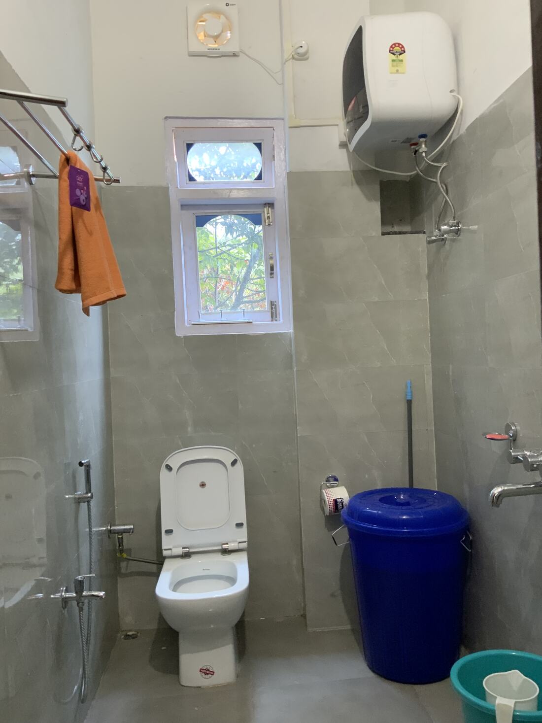 Every room has its own bathroom